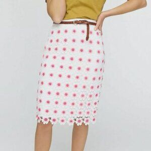 Jcrew Pencil skirt in floral crochet Size (8) - Medium